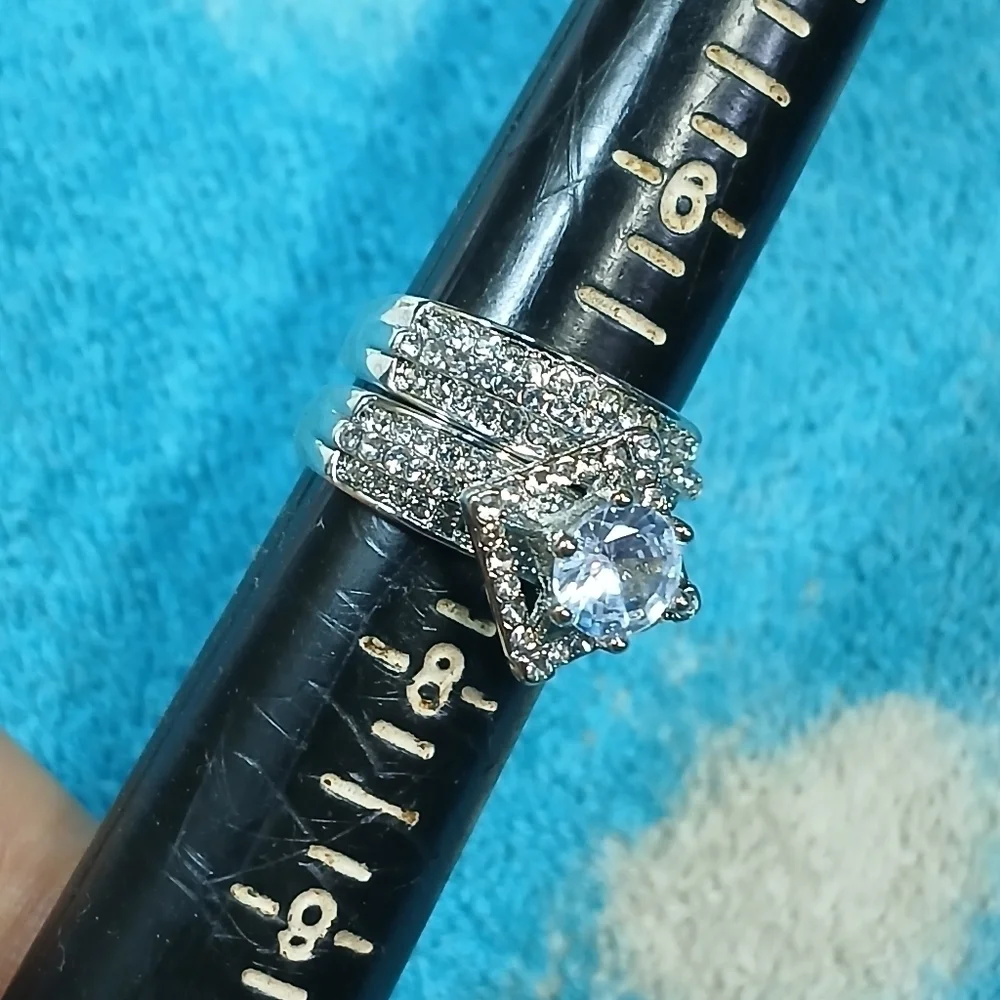 Silvertone engagement wedding set cubic zirconia size 7